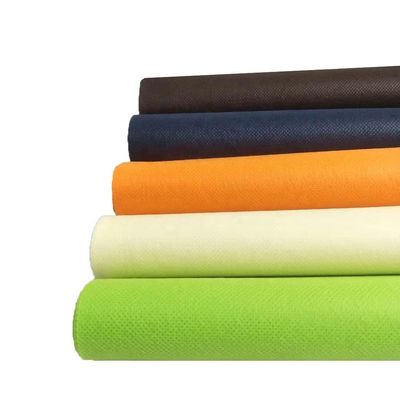Polypropylene Spunbond 180gsm PP Non Woven Fabric Roll สีสันสดใส